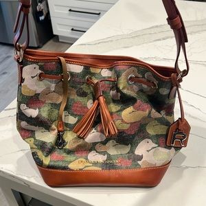 Duck camo dooney & bourke drawstring bag